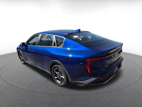 Used 2025 Kia K4 LXS image 5