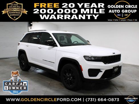 Used 2024 Jeep Grand Cherokee Altitude AWD/4WD image 1