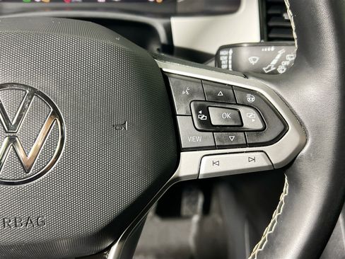 Used 2022 Volkswagen Atlas SEL image 18