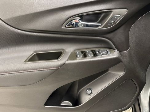 Used 2024 Chevrolet Equinox RS image 11