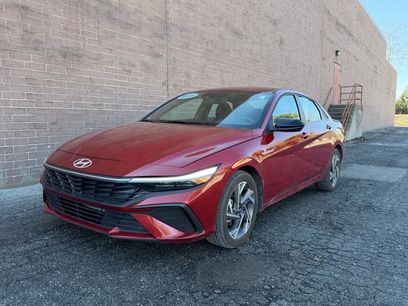Used 2025 Hyundai Elantra Blue