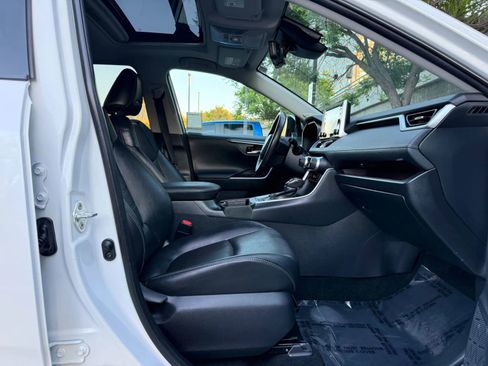 Used 2019 Toyota RAV4 Limited w/ Cold Weather Package image 45