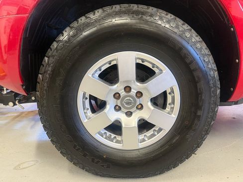 Used 2010 Nissan Frontier PRO-4X AWD/4WD image 14