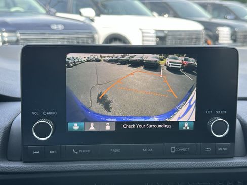 Used 2025 Honda CR-V EX image 28