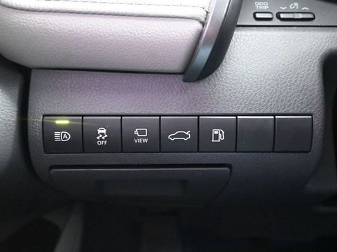 Used 2018 Toyota Camry XLE w/ Audio Package FWD image 26