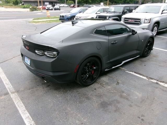 Used 2019 Chevrolet Camaro SS RWD image 5