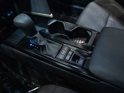 Used 2025 Toyota Camry LE image 17