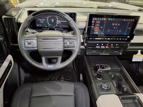 Used 2026 GMC Hummer EV SUV image 11