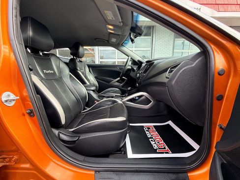 Used 2013 Hyundai Veloster Turbo image 29