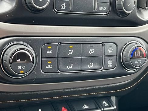 Used 2022 GMC Canyon AT4 AWD/4WD image 29