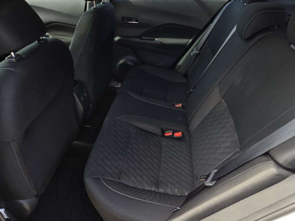 Certified 2024 Nissan Kicks SV FWD image 11