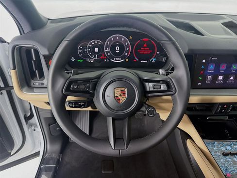 New 2026 Porsche Cayenne image 12