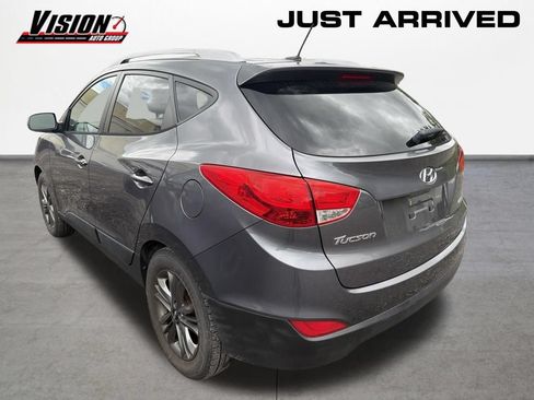 Used 2015 Hyundai Tucson SE AWD/4WD image 6