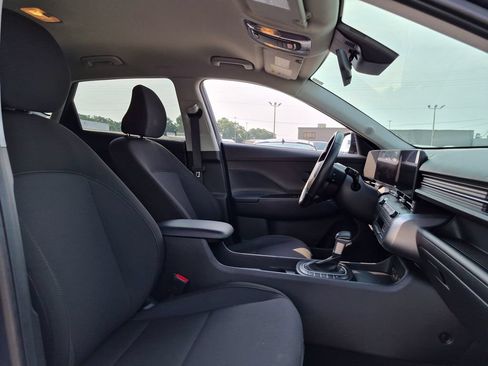 Used 2024 Hyundai Kona SEL AWD/4WD image 29