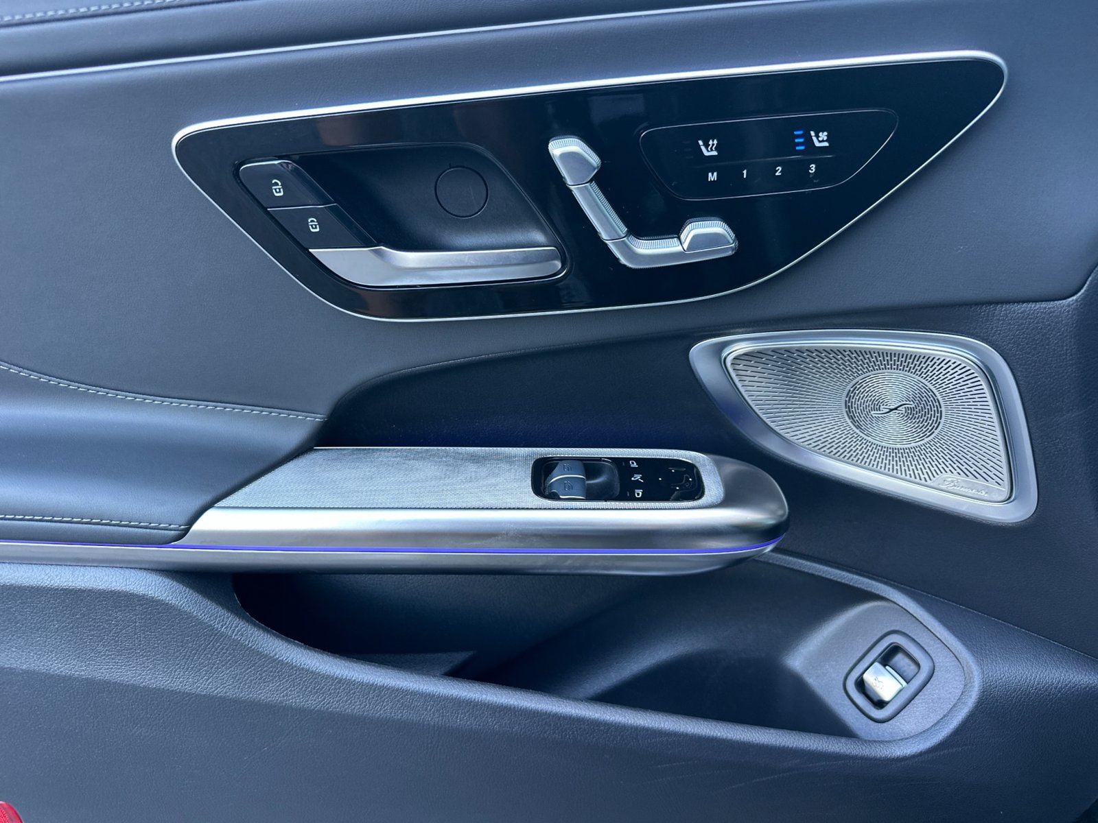 Certified 2025 Mercedes-Benz CLE 53 AMG 4MATIC Coupe image 12