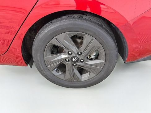 Used 2023 Hyundai Elantra SEL FWD image 30