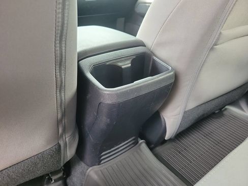 Used 2022 Toyota Tacoma SR5 RWD image 11