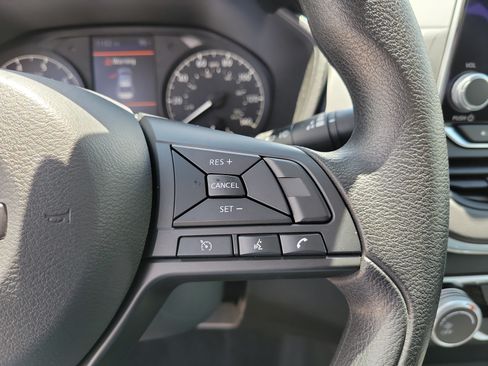 Certified 2025 Nissan Altima 2.5 S FWD image 21