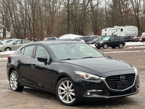Used 2017 MAZDA MAZDA3 Grand Touring w/ Premium Equipment Package image 8