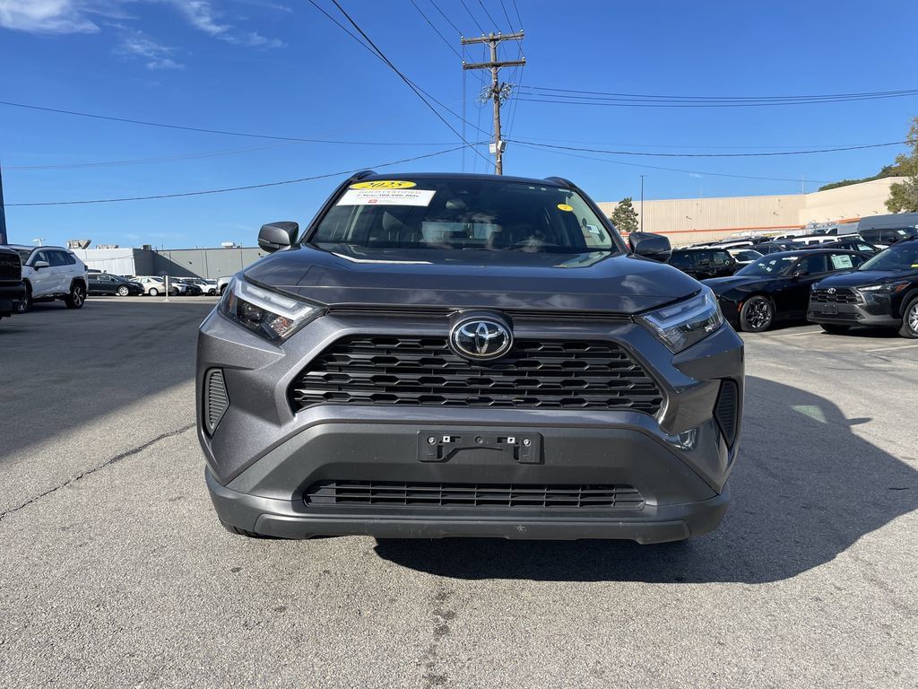 Certified 2025 Toyota RAV4 XLE AWD/4WD image 5
