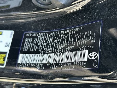 Certified 2025 Toyota Corolla LE FWD image 24