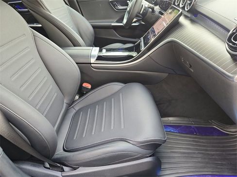 Used 2023 Mercedes-Benz C 300 Sedan image 29
