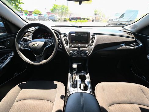Used 2024 Chevrolet Malibu LT FWD image 29