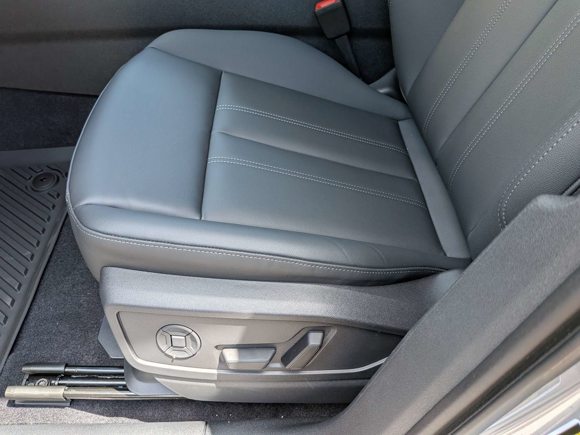 New 2026 Audi Q5 Premium AWD/4WD image 23