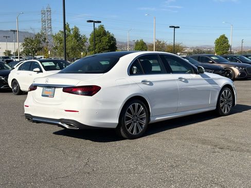 Used 2022 Mercedes-Benz E 350 Sedan image 7