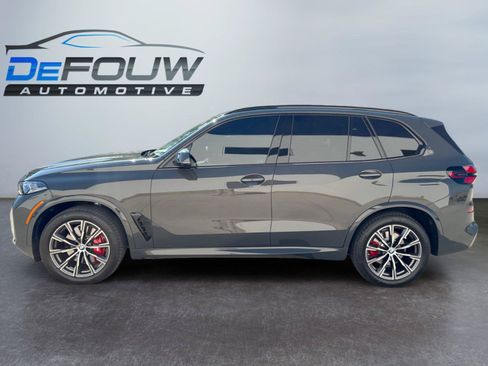 Used 2026 BMW X5 xDrive40i w/ M Sport Package AWD/4WD image 18