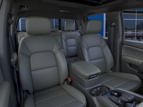 New 2026 Chevrolet Colorado ZR2 w/ Technology Package image 16