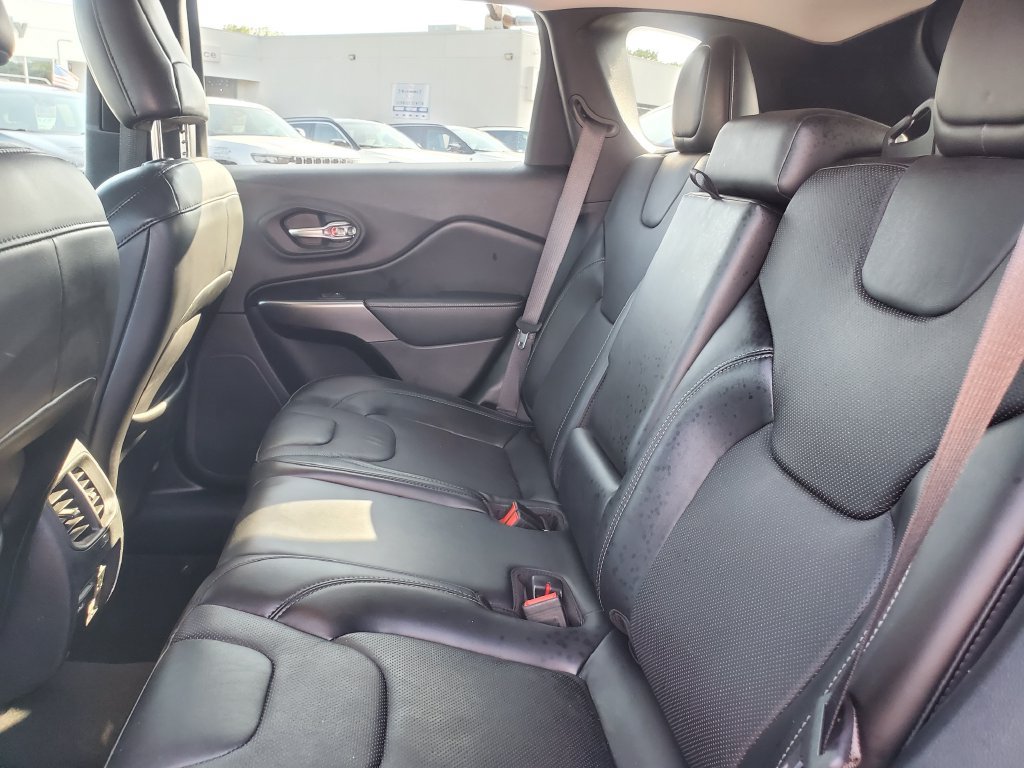 Used 2020 Jeep Cherokee Limited AWD/4WD image 27