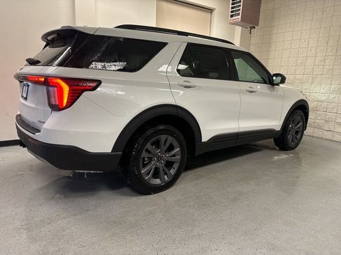 New 2026 Ford Explorer Active w/ Active Comfort Package AWD/4WD image 21