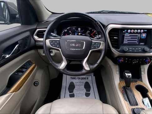 Used 2019 GMC Acadia Denali w/ Technology Package FWD image 6