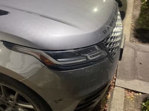 Used 2021 Land Rover Range Rover Velar R-Dynamic S image 20