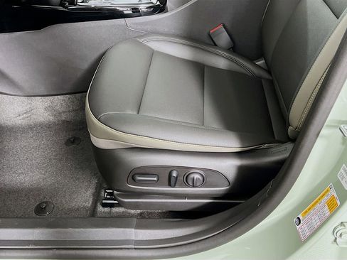 New 2026 Chevrolet Trax ACTIV image 18