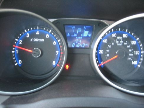 Used 2014 Hyundai Tucson GLS image 22