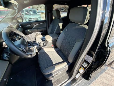 Certified 2024 Chevrolet Colorado ZR2 w/ Safety Package image 19