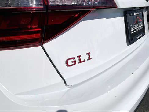 Used 2024 Volkswagen Jetta GLI 40th Anniversary Edition FWD image 30