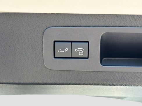 New 2026 Lexus LX 700h Luxury image 14