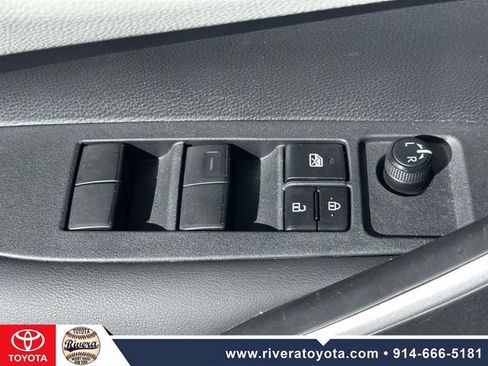 Certified 2023 Toyota Corolla SE w/ Carpet Mat Package (TMS) FWD image 19
