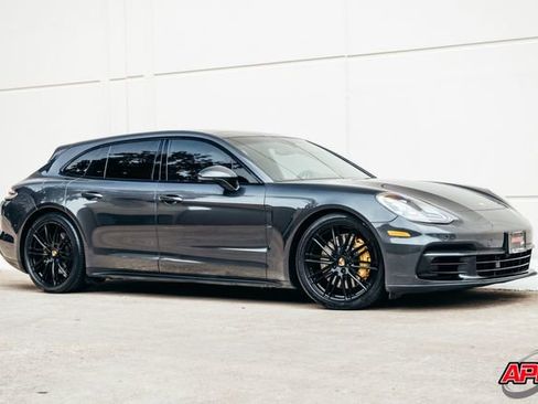 Used 2018 Porsche Panamera 4S image 39