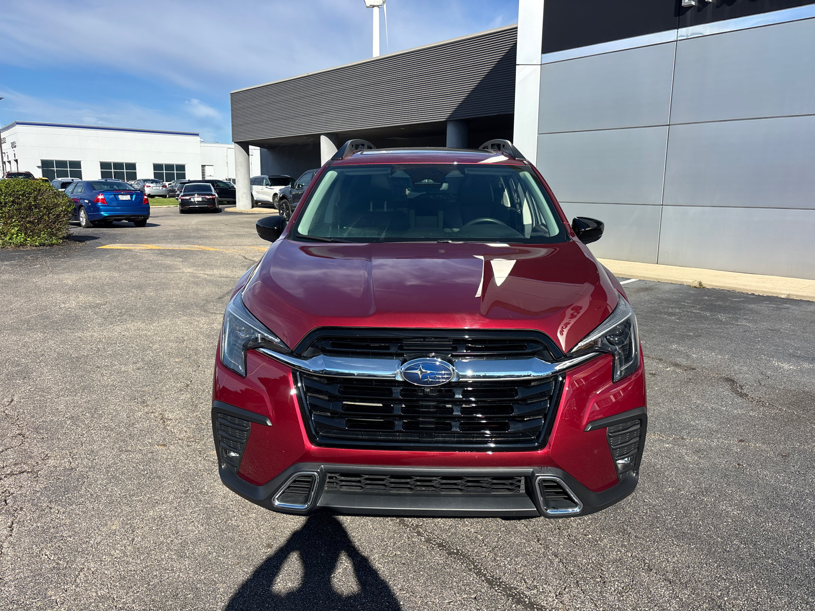 Used 2024 Subaru Ascent Touring AWD/4WD image 2
