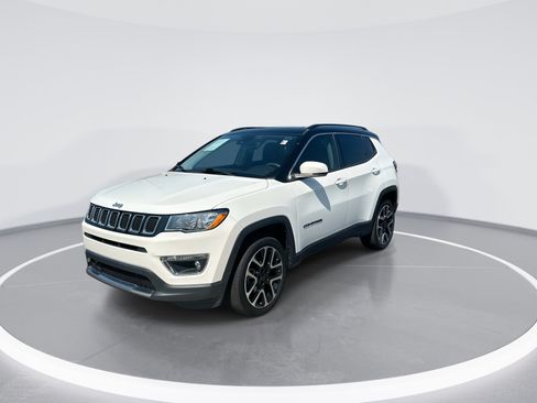 Used 2020 Jeep Compass Limited w/ Advanced Safety Group AWD/4WD image 5