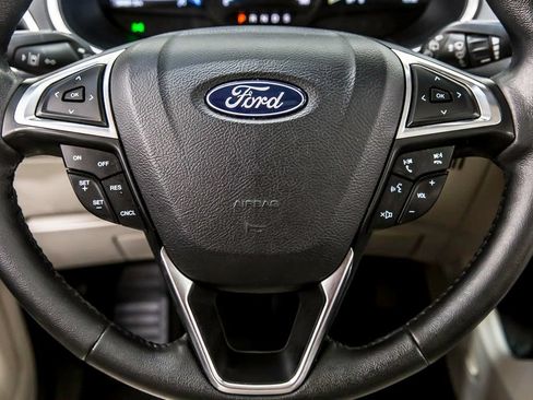 Used 2019 Ford Edge Titanium FWD image 25