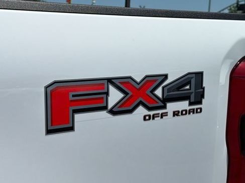 New 2026 Ford F250 Lariat w/ FX4 Off-Road Package AWD/4WD image 13