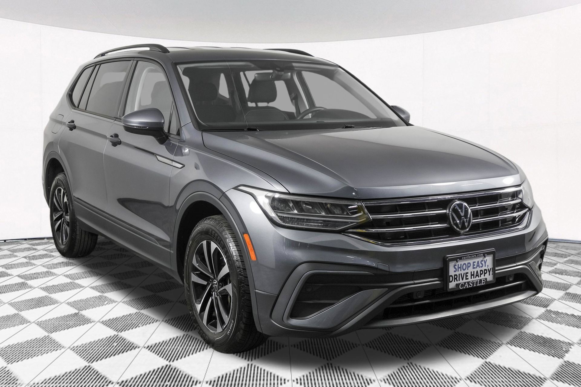 Used 2023 Volkswagen Tiguan S FWD image 13