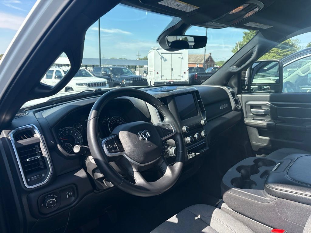 Used 2024 RAM 2500 Big Horn w/ Bed Utility Group AWD/4WD image 8