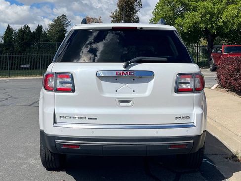 Used 2017 GMC Acadia Limited SLT AWD/4WD image 4