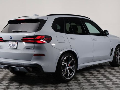 Used 2026 BMW X5 xDrive50e w/ Executive Package image 4